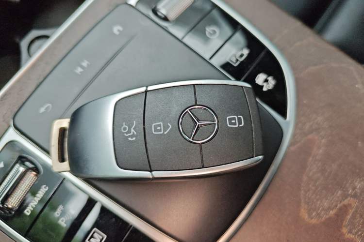 Used Mercedes-Benz GLC 2020 GLC 300 L 4MATIC Dynamic Edition Interior 1