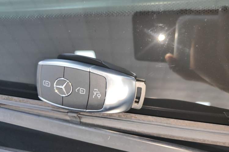 Used Mercedes-Benz GLC 2020 GLC 260 L 4MATIC Luxury Model Interior 1