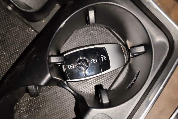 Used Mercedes-Benz GLC 2020 Facelift GLC 300 L 4MATIC Dynamic Edition Interior 1