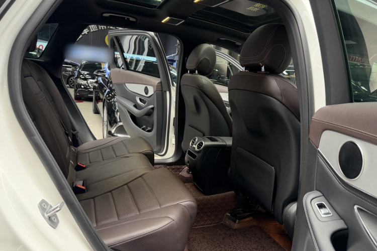 Used Mercedes-Benz GLC 2020 Facelifted GLC 260 L 4MATIC Dynamic Edition Interior 10