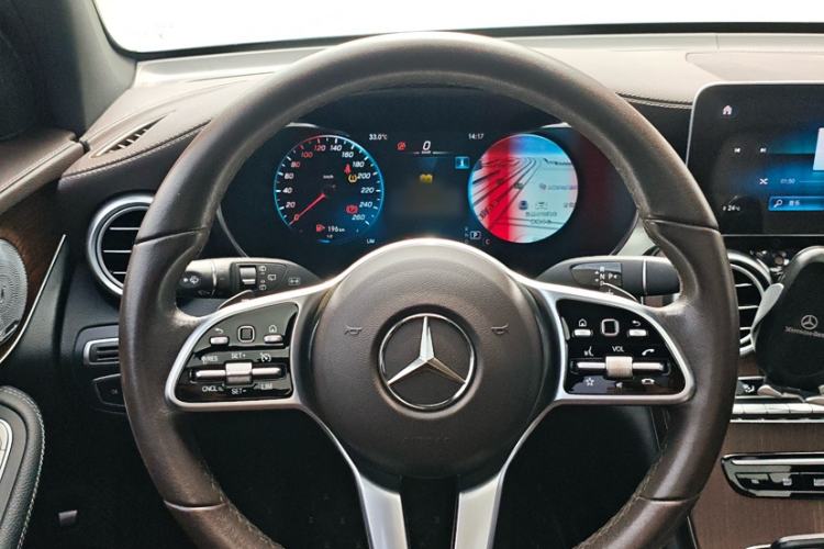 Used Mercedes-Benz GLC 2020 Facelifted GLC 300 L 4MATIC Luxury Edition Interior 12