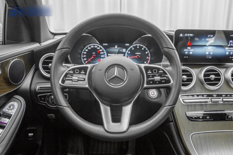 Used Mercedes-Benz GLC 2020 Facelift GLC 300 L 4MATIC Dynamic Edition Interior 2