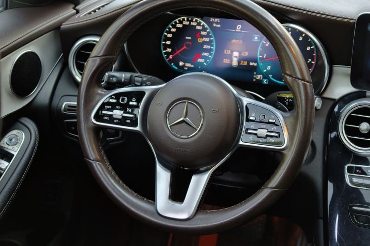 Used Mercedes-Benz GLC 2020 Facelifted GLC 260 L 4MATIC Dynamic Edition Interior 2