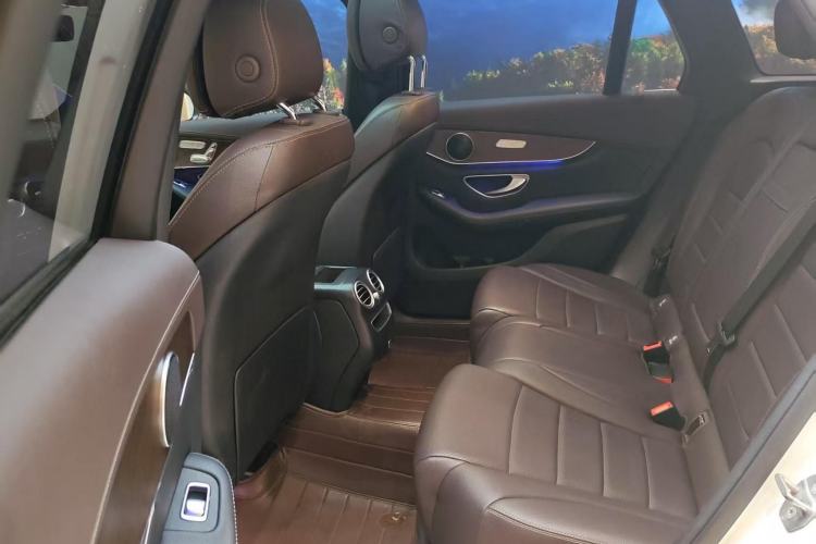 Used Mercedes-Benz GLC 2020 GLC 260 L 4MATIC Luxury Model Interior 2