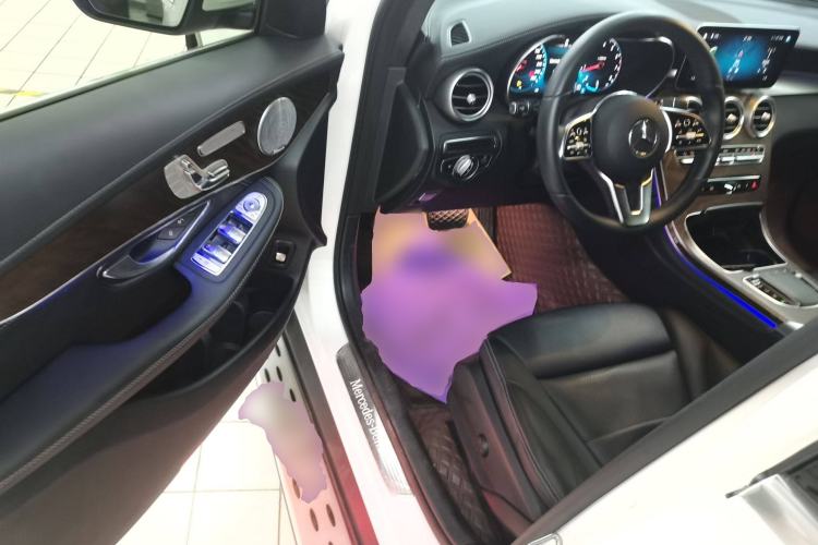 Used Mercedes-Benz GLC 2020 GLC 300 L 4MATIC Dynamic Edition Interior 3