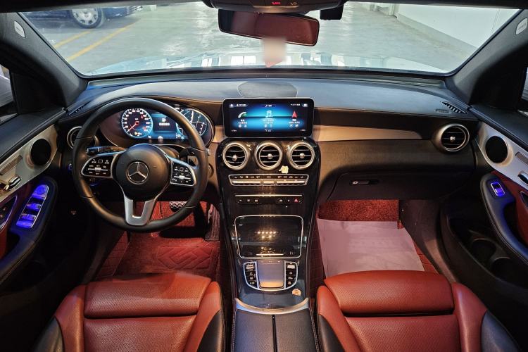 Used Mercedes-Benz GLC 2020 GLC 300 L 4MATIC Dynamic Edition Interior 3