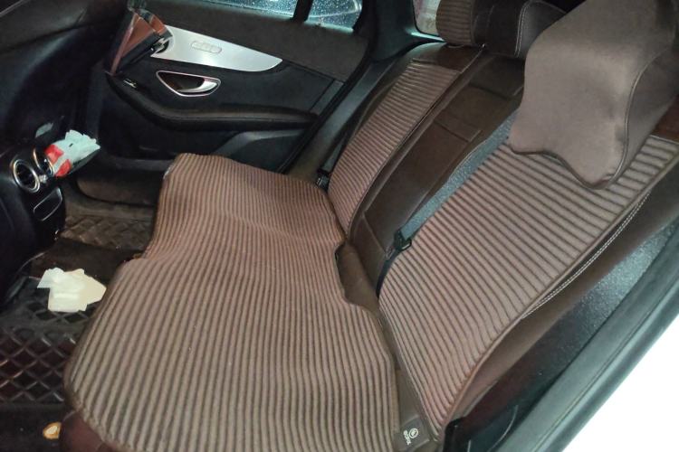 Used Mercedes-Benz GLC 2020 Facelifted GLC 260 L 4MATIC Dynamic Edition Interior 4