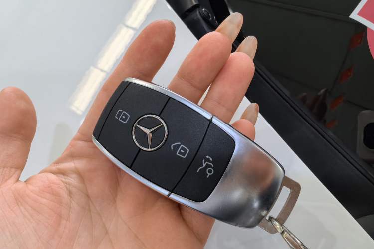 Used Mercedes-Benz GLC 2020 Facelift GLC 260 L 4MATIC Luxury Edition Interior 4