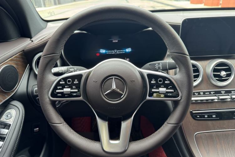 Used Mercedes-Benz GLC 2020 Facelift GLC 300 L 4MATIC Dynamic Edition Interior 5