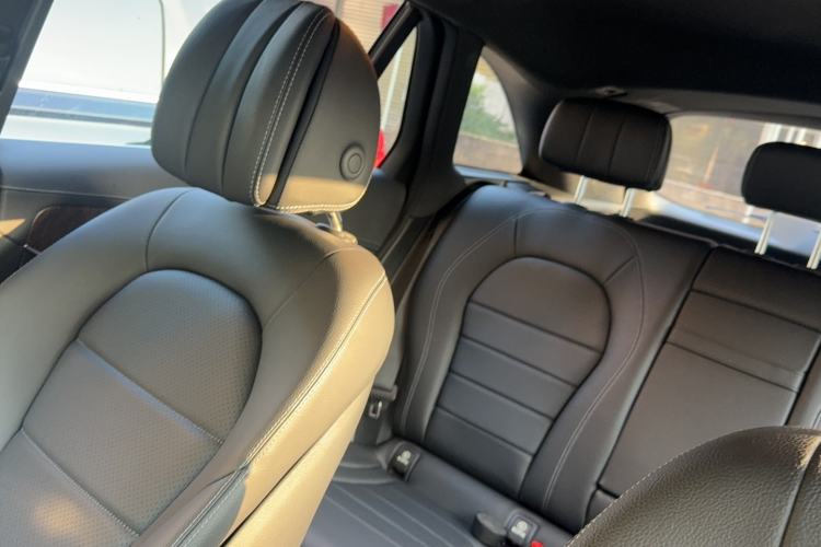 Used Mercedes-Benz GLC 2020 GLC 300 L 4MATIC Dynamic Edition Interior 5