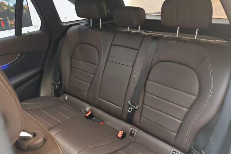 Used Mercedes-Benz GLC 2020 GLC 260 L 4MATIC Luxury Model Interior 6