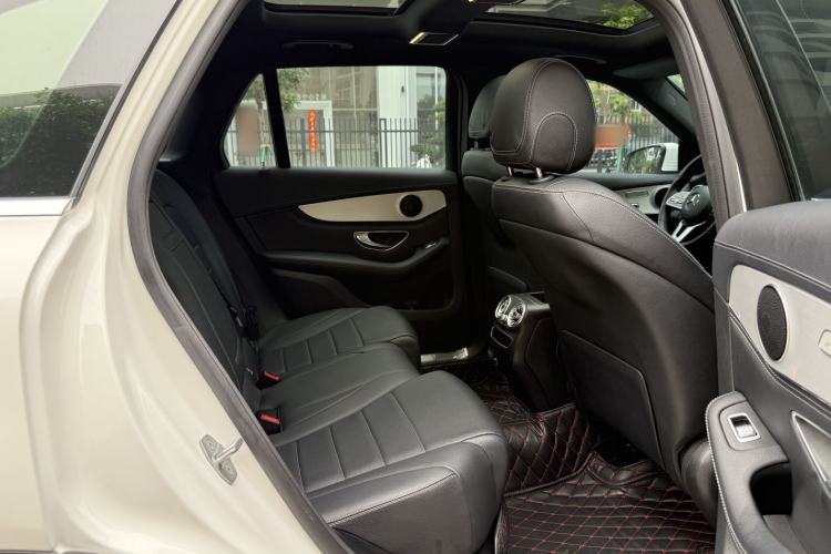Used Mercedes-Benz GLC 2020 GLC 260 L 4MATIC Dynamic Model Interior 7