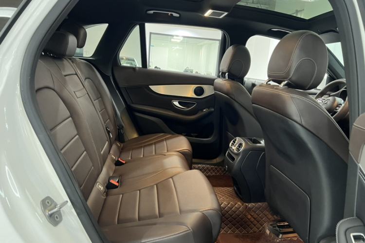 Used Mercedes-Benz GLC 2020 Facelifted GLC 260 L 4MATIC Dynamic Edition Interior 7