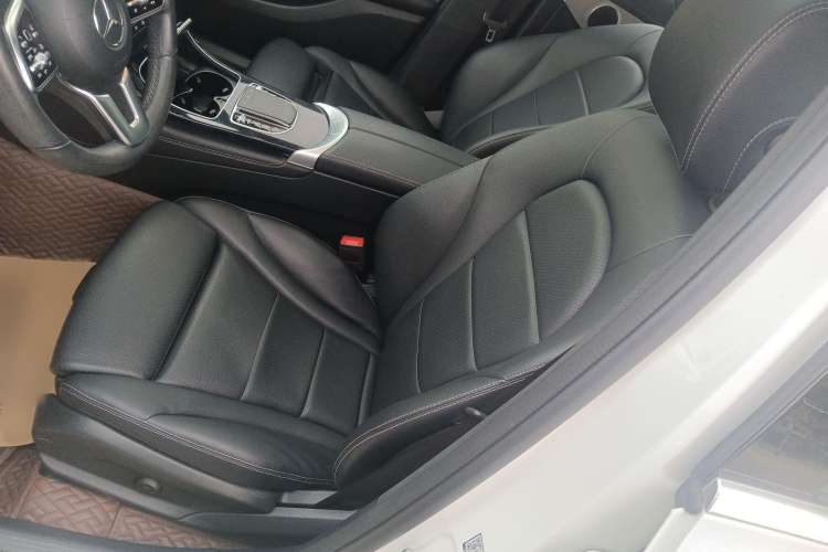 Used Mercedes-Benz GLC 2020 Facelifted GLC 260 L 4MATIC Dynamic Edition Interior 8