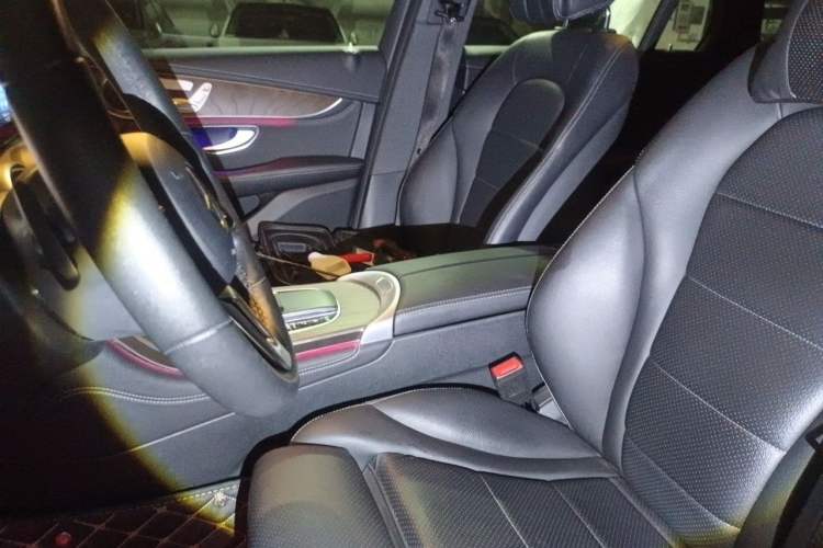 Used Mercedes-Benz GLC 2020 Facelift GLC 260 L 4MATIC Luxury Edition Left Front Seat