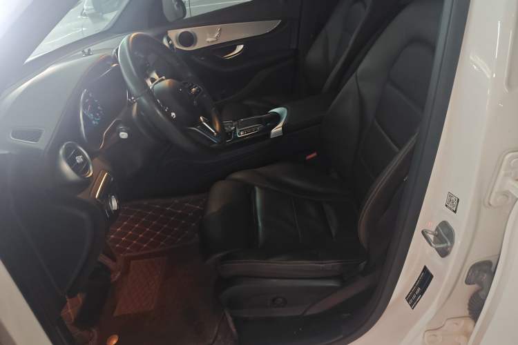 Used Mercedes-Benz GLC 2020 Facelifted GLC 260 L 4MATIC Dynamic Edition Left Front Seat