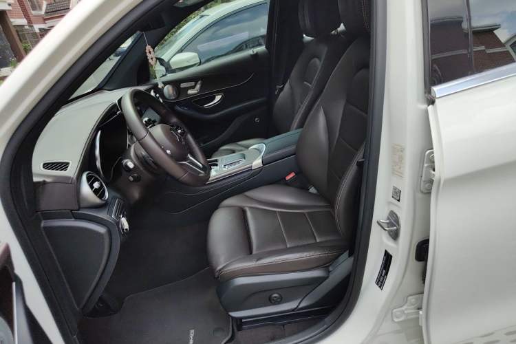 Used Mercedes-Benz GLC 2020 GLC 300 L 4MATIC Dynamic Edition Left Front Seat
