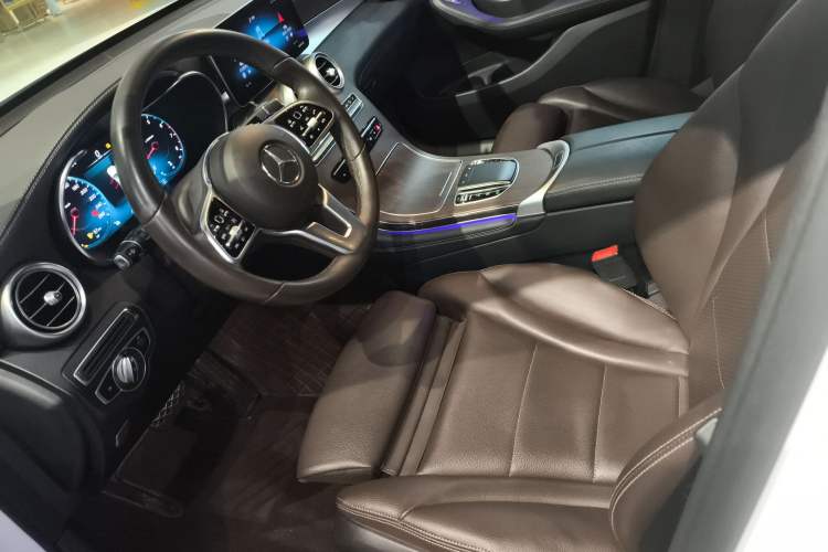 Used Mercedes-Benz GLC 2020 GLC 300 L 4MATIC Luxury Model Left Front Seat