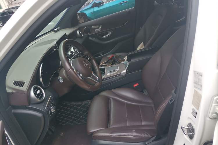 Used Mercedes-Benz GLC 2020 GLC 260 L 4MATIC Luxury Model Left Front Seat