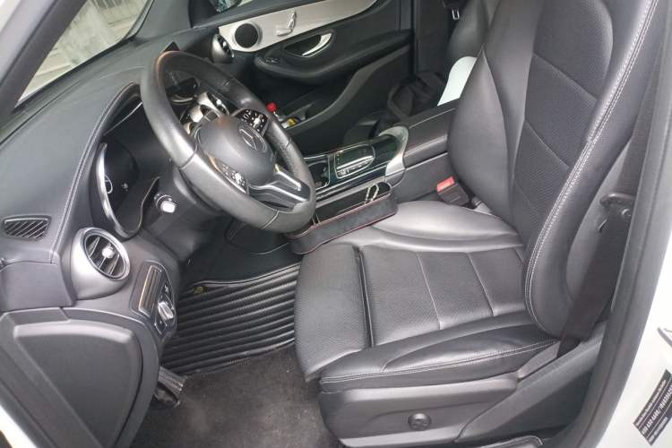 Used Mercedes-Benz GLC 2020 Facelifted GLC 260 L 4MATIC Dynamic Edition Left Front Seat