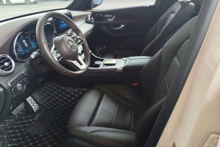 Used Mercedes-Benz GLC 2020 GLC 300 L 4MATIC Dynamic Edition Left Front Seat