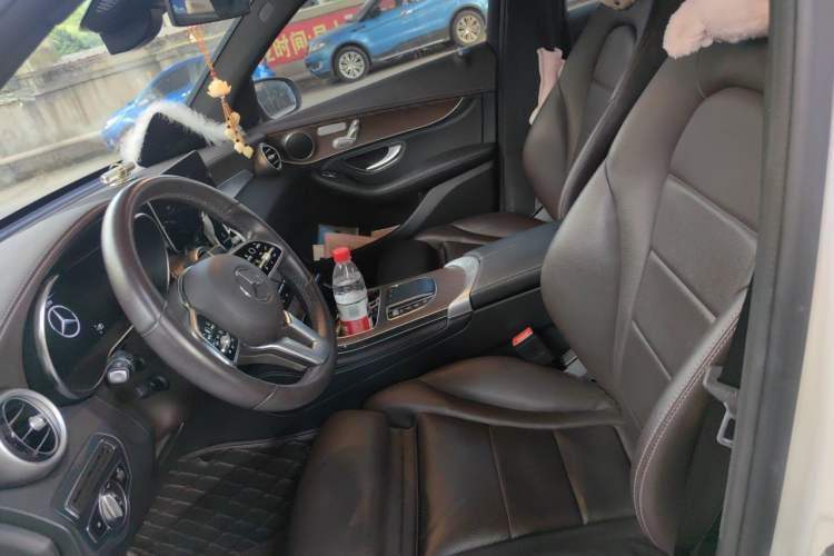 Used Mercedes-Benz GLC 2020 GLC 300 L 4MATIC AMG-Line Left Front Seat
