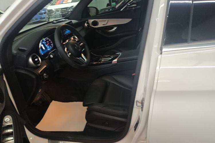 Used Mercedes-Benz GLC 2020 Facelifted GLC 260 L 4MATIC Dynamic Edition Left Front Seat