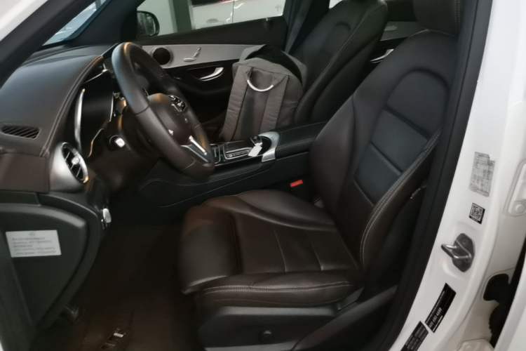 Used Mercedes-Benz GLC 2020 Facelifted GLC 260 L 4MATIC Dynamic Edition Left Front Seat