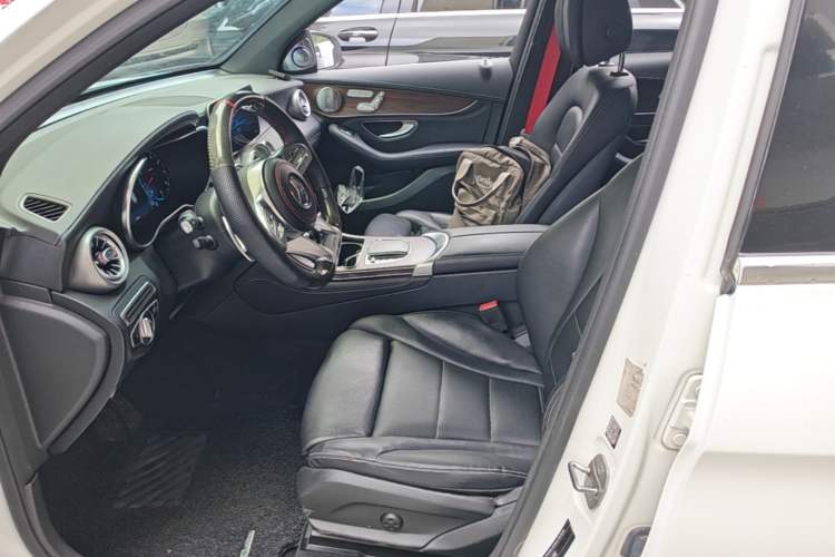 Used Mercedes-Benz GLC 2020 GLC 300 L 4MATIC Luxury Model Left Front Seat