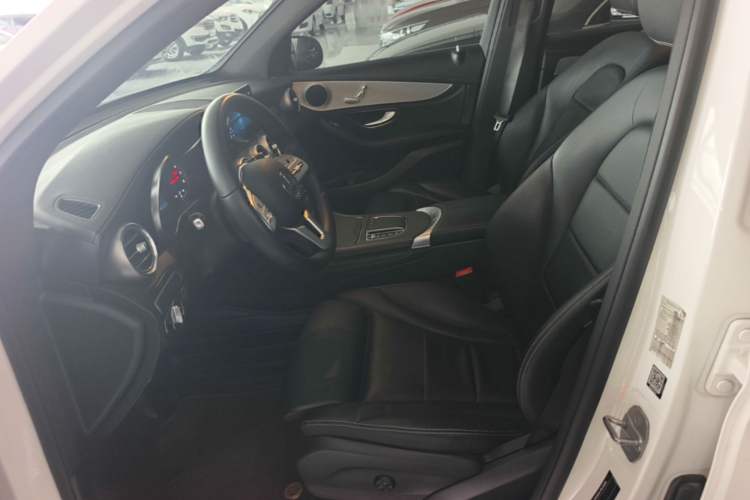 Used Mercedes-Benz GLC 2020 GLC 260 L 4MATIC Dynamic Model Left Front Seat
