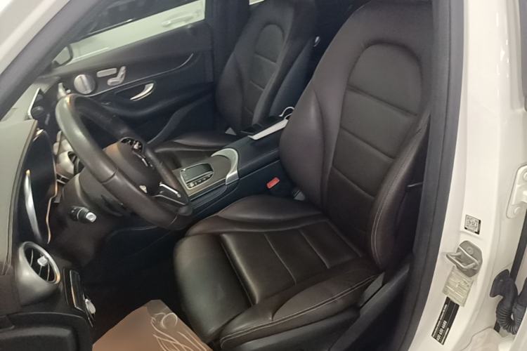 Used Mercedes-Benz GLC 2020 Facelift GLC 260 L 4MATIC Luxury Edition Left Front Seat
