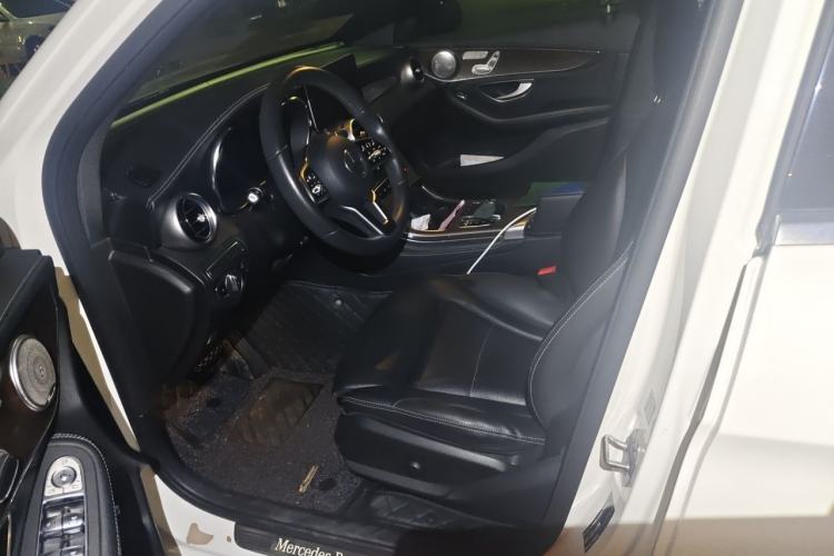 Used Mercedes-Benz GLC 2020 GLC 260 L 4MATIC Luxury Model Left Front Seat