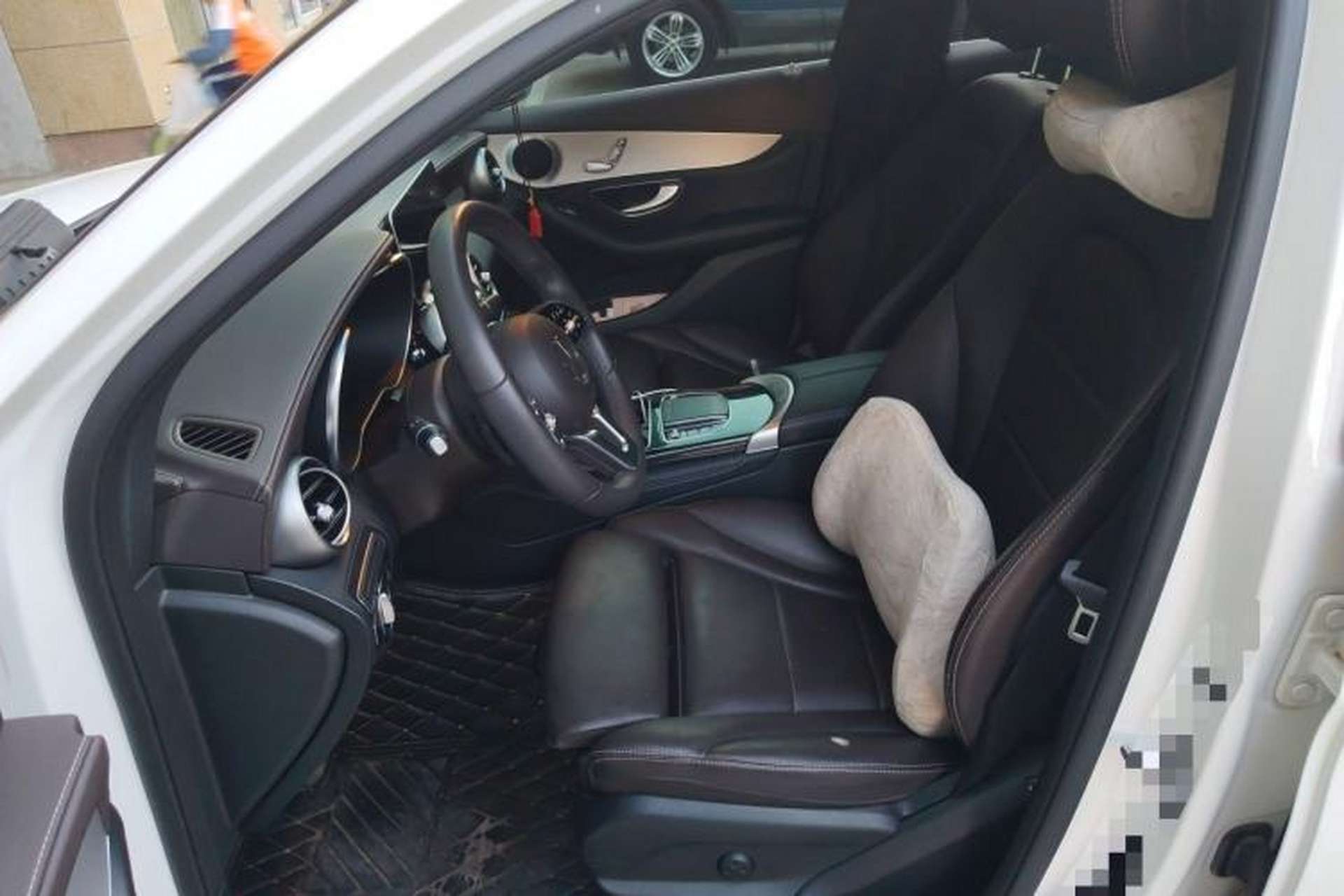 Used Mercedes-Benz GLC 2020 Facelifted GLC 260 L 4MATIC Dynamic Edition Left Front Seat