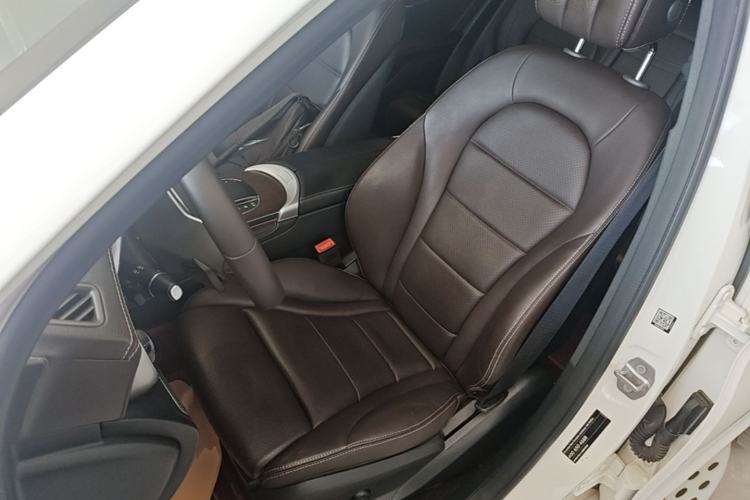 Used Mercedes-Benz GLC 2020 GLC 300 L 4MATIC Luxury Model Left Front Seat