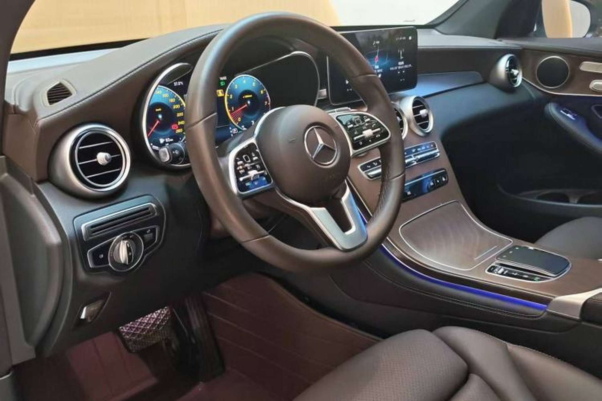 Used Mercedes-Benz GLC 2020 GLC 260 L 4MATIC Luxury Model Left Front Seat