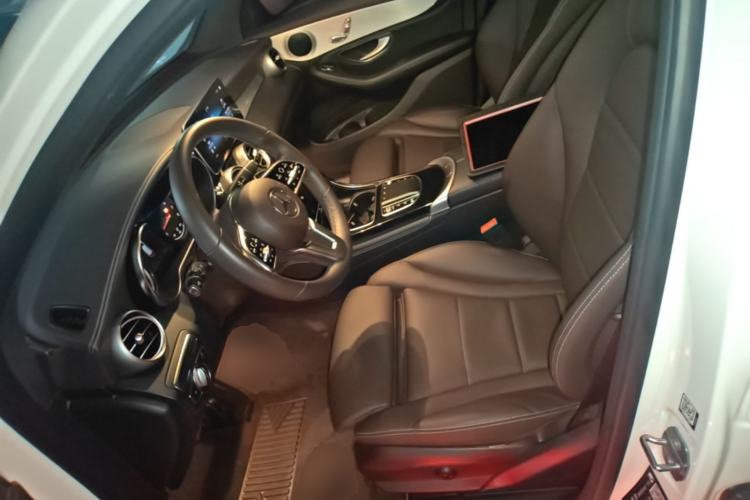 Used Mercedes-Benz GLC 2020 GLC 260 L 4MATIC Dynamic Model Left Front Seat