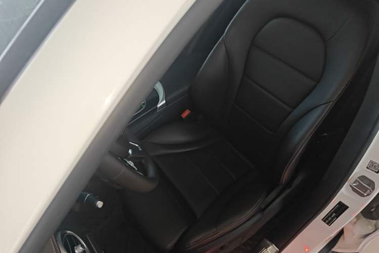 Used Mercedes-Benz GLC 2020 GLC 260 L 4MATIC Dynamic Model Left Front Seat
