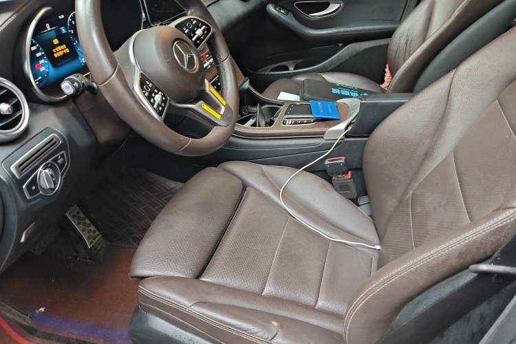 Used Mercedes-Benz GLC 2020 Facelift GLC 260 L 4MATIC Luxury Edition Left Front Seat