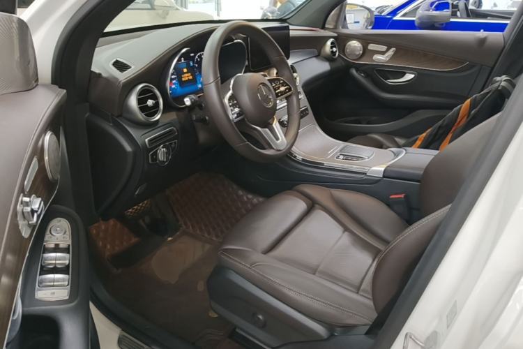 Used Mercedes-Benz GLC 2020 Facelift GLC 300 L 4MATIC Dynamic Edition Left Front Seat