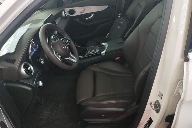Used Mercedes-Benz GLC 2020 Facelifted GLC 260 L 4MATIC Dynamic Edition Left Front Seat