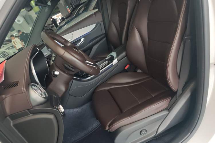 Used Mercedes-Benz GLC 2020 Facelifted GLC 260 L 4MATIC Dynamic Edition Left Front Seat