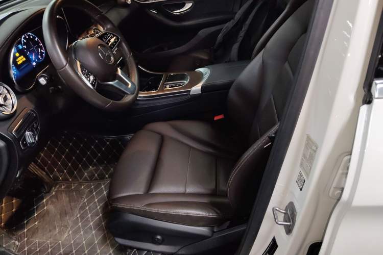 Used Mercedes-Benz GLC 2020 Facelift GLC 300 L 4MATIC Dynamic Edition Left Front Seat