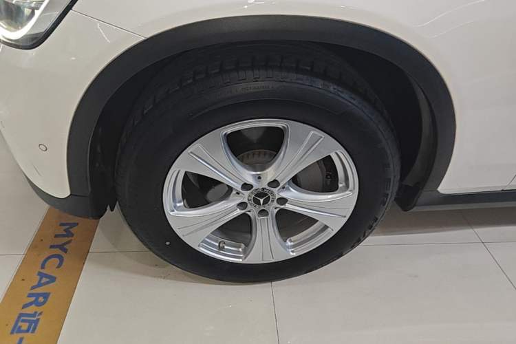 Used Mercedes-Benz GLC 2020 GLC 260 L 4MATIC Dynamic Model Left Front Wheel Hub