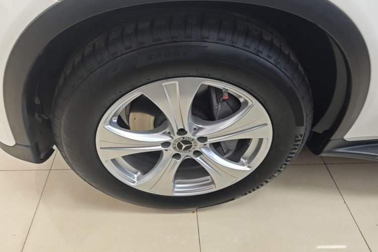 Used Mercedes-Benz GLC 2020 GLC 260 L 4MATIC Dynamic Model Left Front Wheel Hub