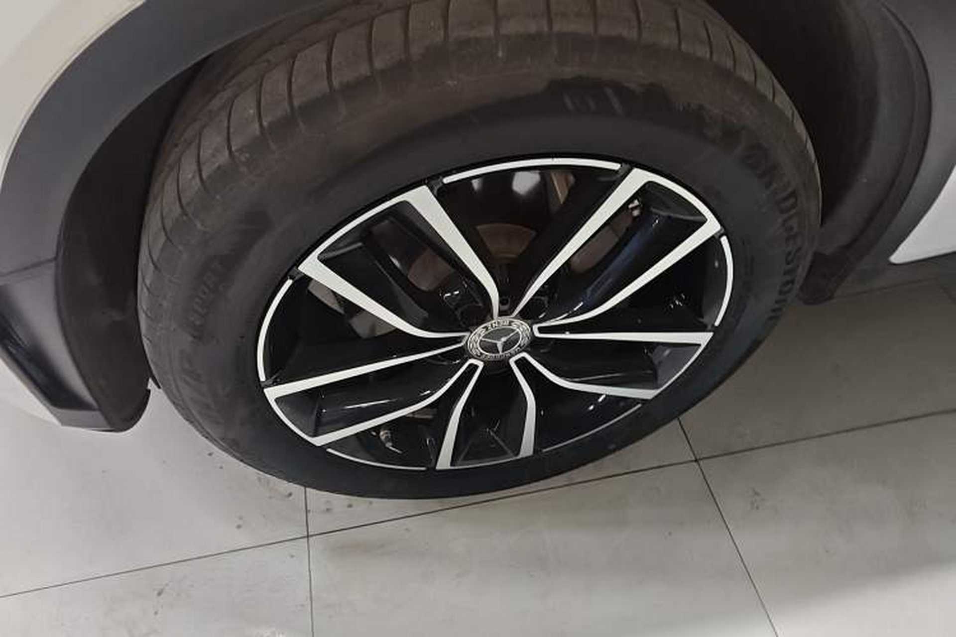 Used Mercedes-Benz GLC 2020 Facelift GLC 260 L 4MATIC Luxury Edition Left Front Wheel Hub