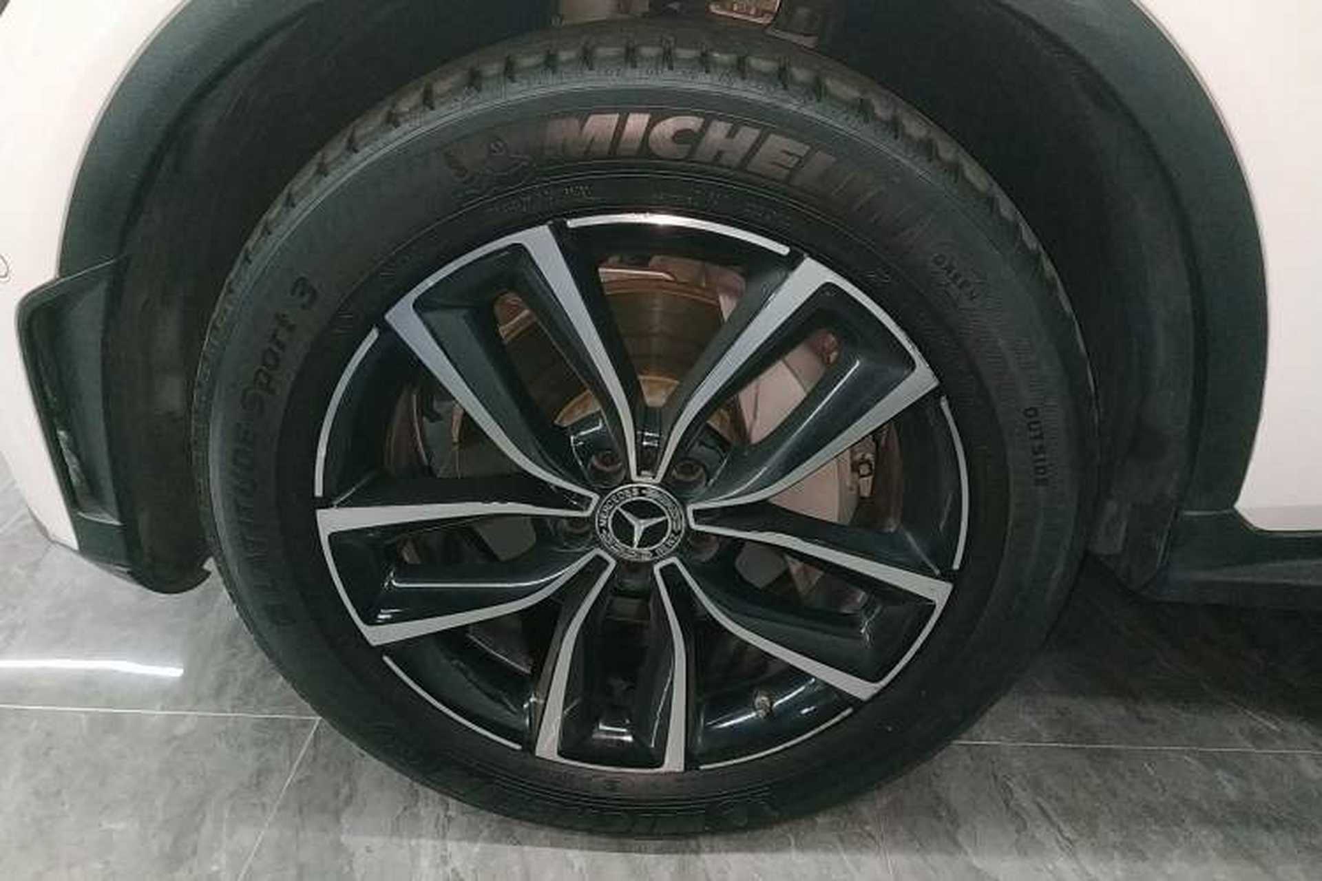 Used Mercedes-Benz GLC 2020 GLC 300 L 4MATIC Dynamic Edition Left Front Wheel Hub