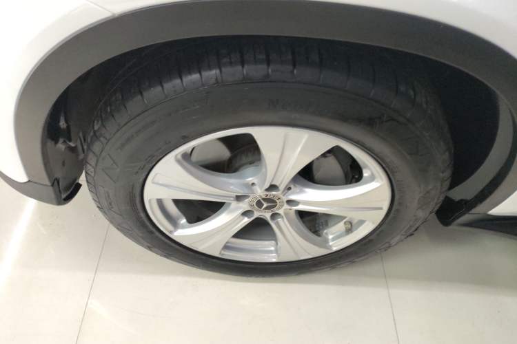 Used Mercedes-Benz GLC 2020 Facelifted GLC 260 L 4MATIC Dynamic Edition Left Front Wheel Hub