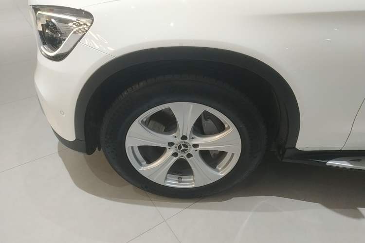 Used Mercedes-Benz GLC 2020 Facelifted GLC 260 L 4MATIC Dynamic Edition Left Front Wheel Hub