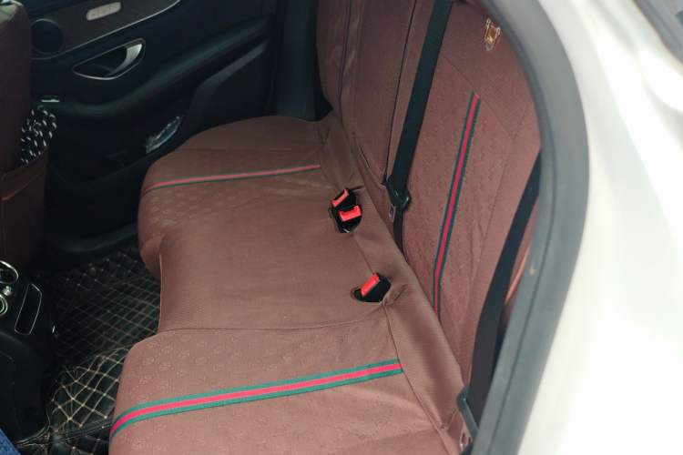 Used Mercedes-Benz GLC 2020 GLC 300 L 4MATIC Dynamic Edition Left Rear Seat