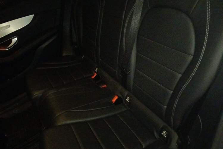 Used Mercedes-Benz GLC 2020 Facelifted GLC 260 L 4MATIC Dynamic Edition Left Rear Seat